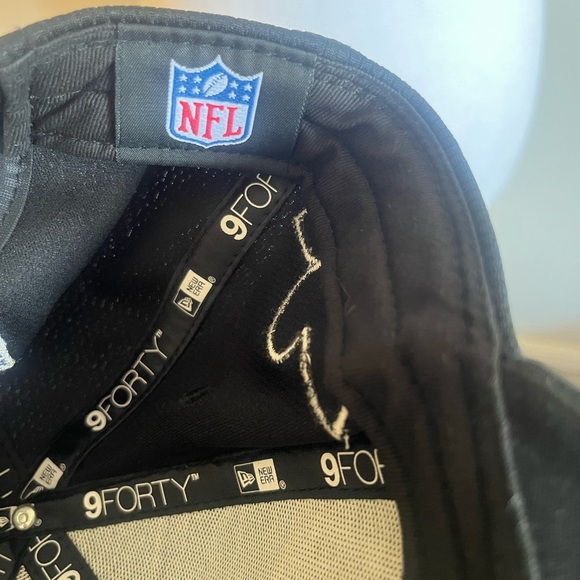 Men’s OSFM New Era Tampa Bay Buccaneers LIV Super Bowl Athleisure Hat - Picture 5 of 7